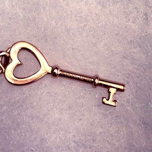 tiffany rose gold 18k heart key pendant with chain